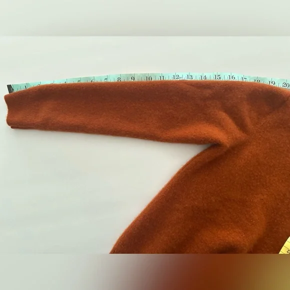 Gobi Women's Burnt Orange V-Neck cashmere Sweater - Picture 9 of 9